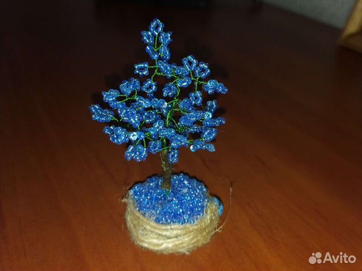 Деревья из бисера