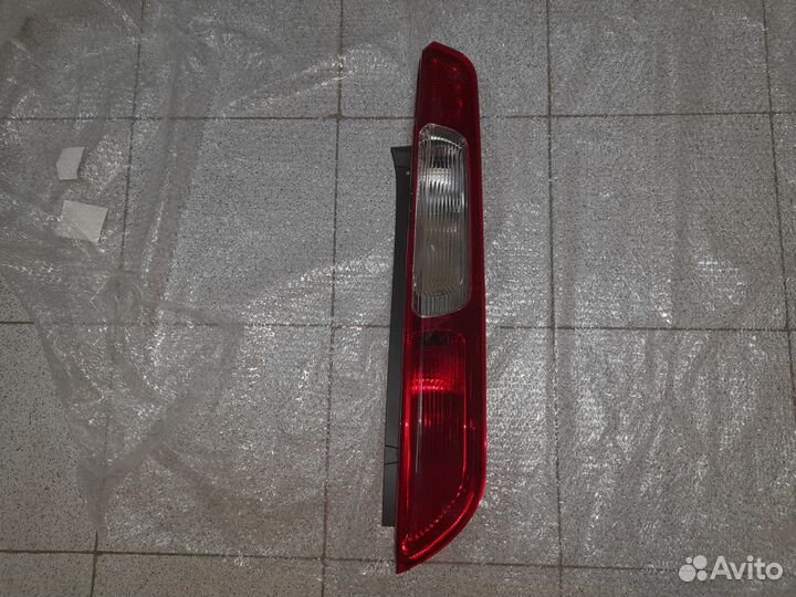Ford Focus II Задний правый Фонарь Новый