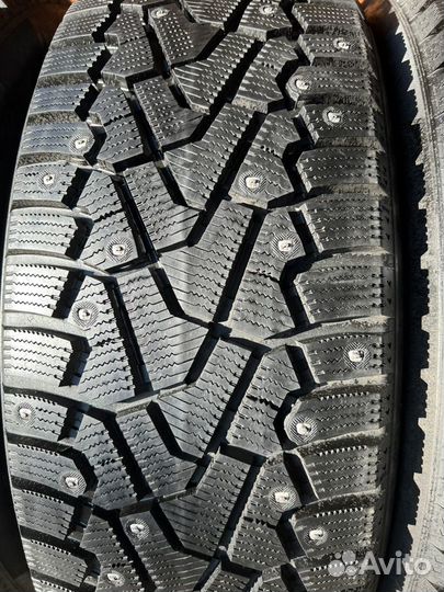 Pirelli Ice Zero 235/55 R20 105T