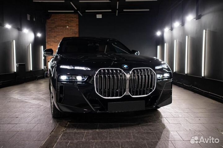 BMW 7 серия 4.4 AT, 2022, 1 км
