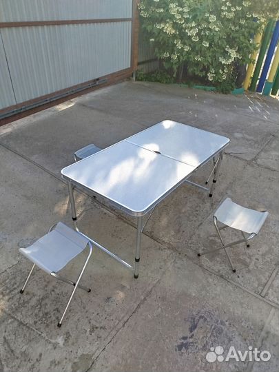 Раскладной столик + 4 стулчика