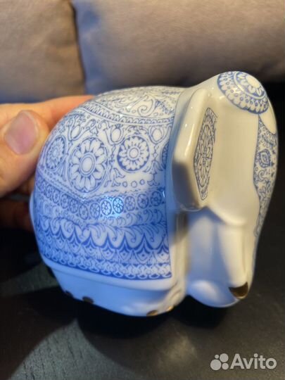 Солонка, чайница-слон, кофейные чашки-чехия