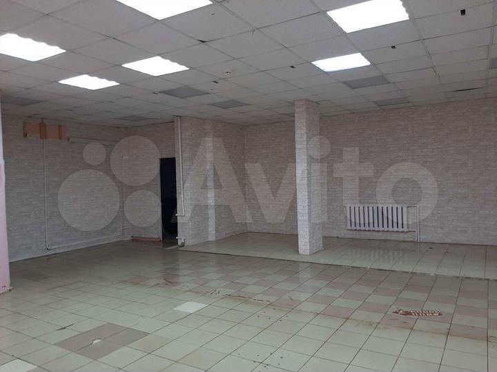 Здание, 140 м²