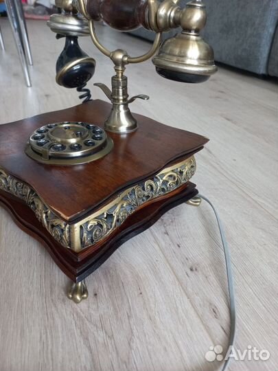 Ретро телефон (натуральное дерево, бронза)