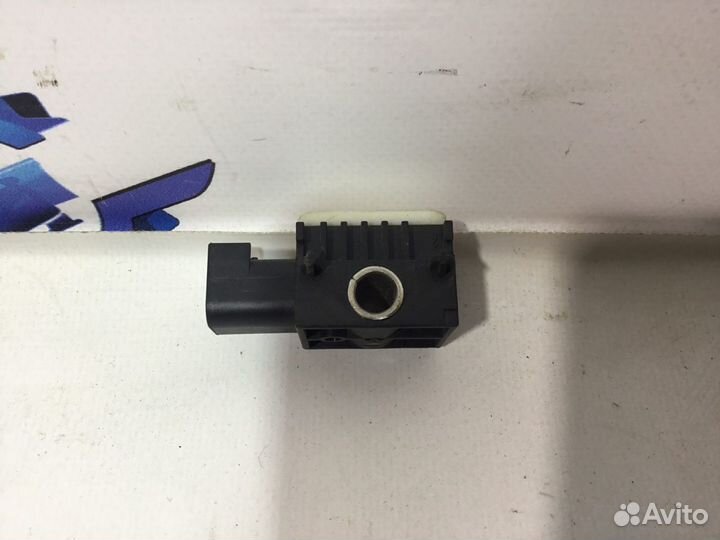 Датчик бокового удара Mazda Ford Land Rover
