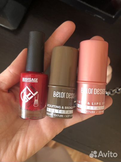 Лак для ногтей пакетом