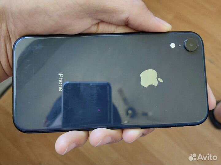 Телефон iPhone Xr