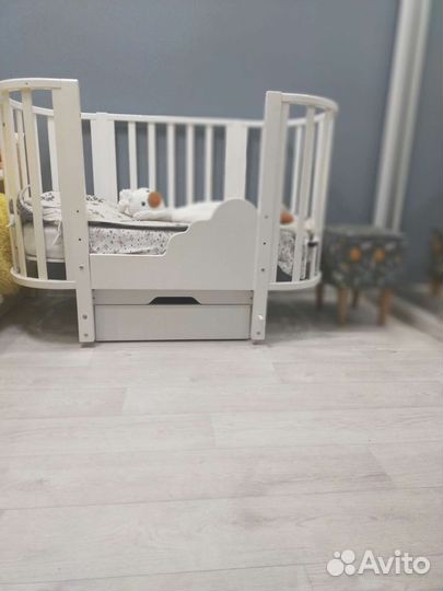 Детская кроватка круглая