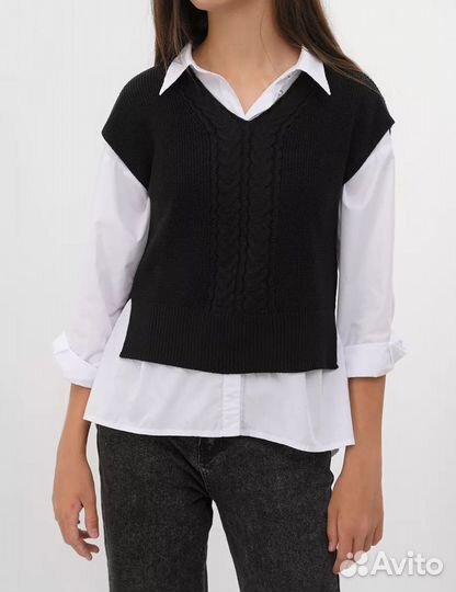 Жилетка женская вязаная