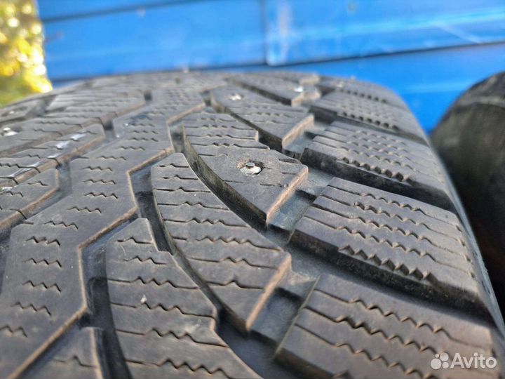 Formula Ice 215/70 R16 100T