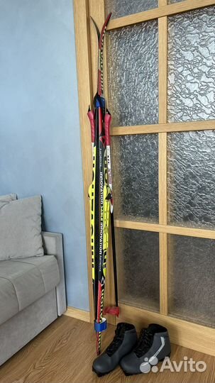 Лыжи 160 с ботинками 38 размер