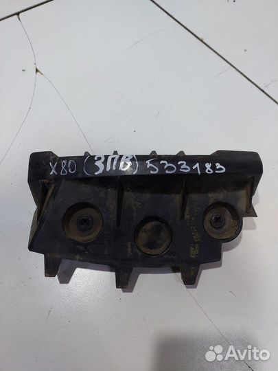 Кронштейн заднего бампера правый верхний