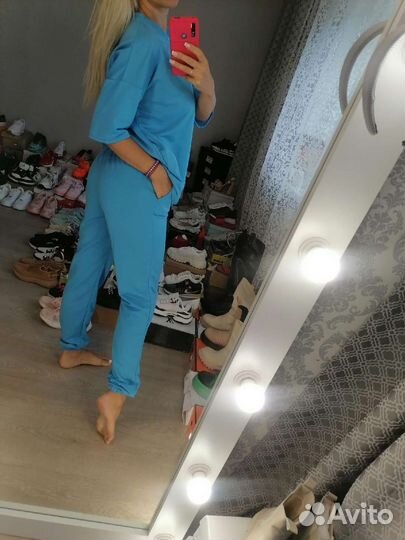 Спортивный костюм