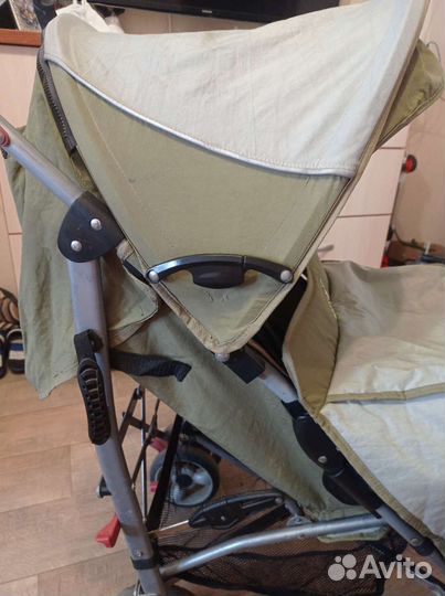 Прогулочная коляска
