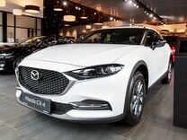 Новый Mazda CX-4 2.0 AT, 2023, цена от 3 430 000 руб.