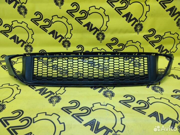 Решетка в бампер передняя Bmw 5-Series F10