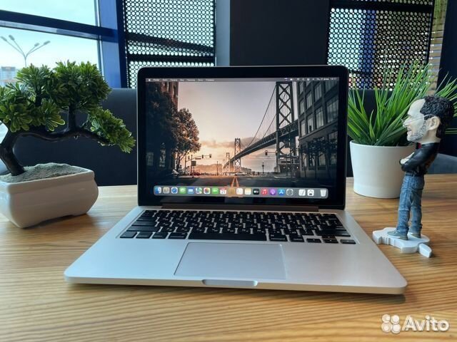 Топовый MacBook Pro i5+8GB+SSD