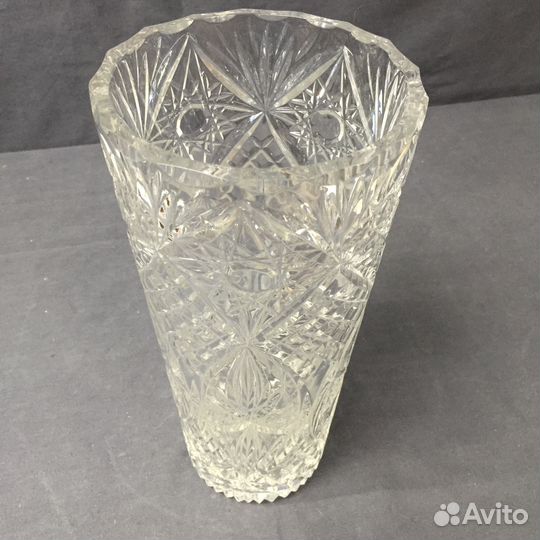 Хрустальная ваза