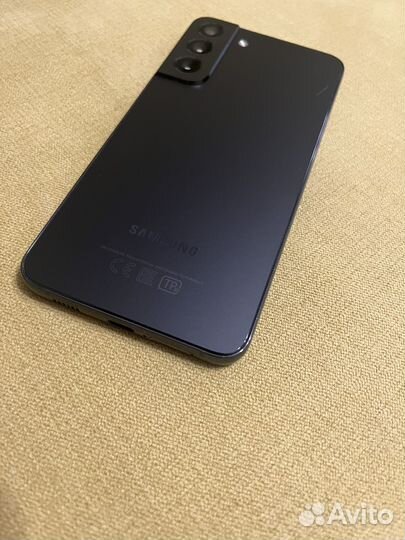 Samsung Galaxy S22+, 8/256 ГБ