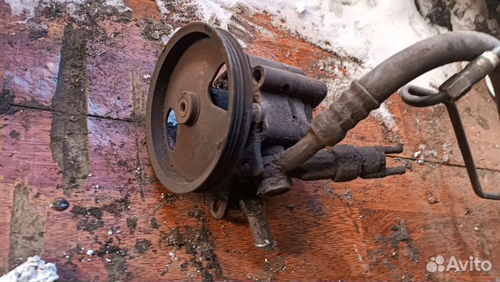 Насос гур Nissan sunny