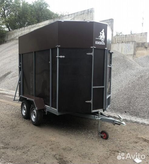 Коневозка прицеп