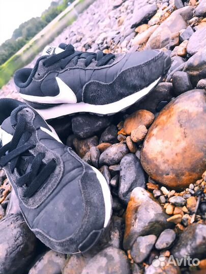 Оригинальные кроссовки Nike,35 размер