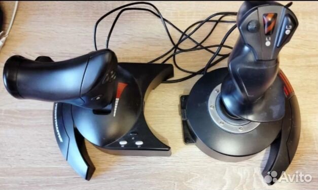 Джойстик thrustmaster t.flight hotas x