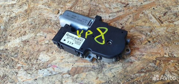 Моторчик люка Opel Meriva B 2010-2018