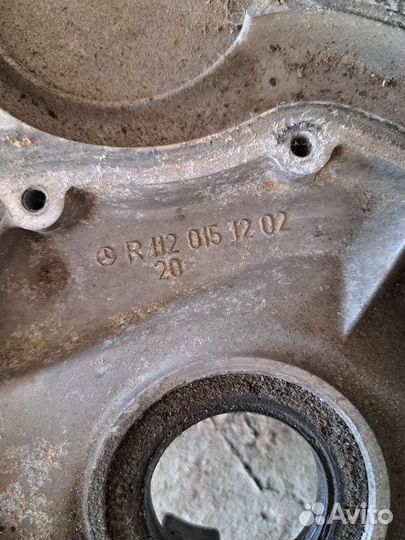 Крышка двигателя передняя Mercedes W203