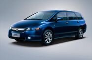 Honda Odyssey III (2003—2008) Минивэн