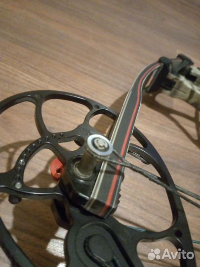 Блочный лук Bowtech Destroyer