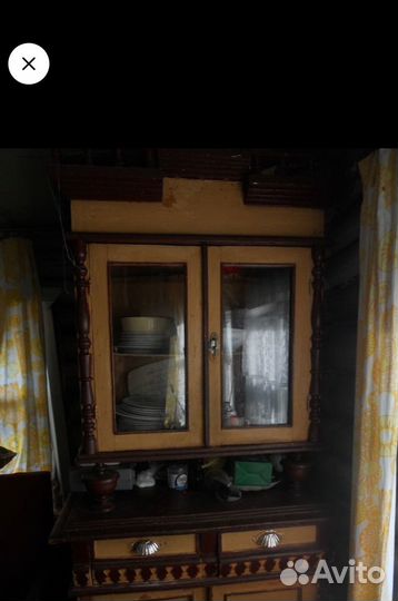 Старинный, антикварный буфет, горка, навершие, кор