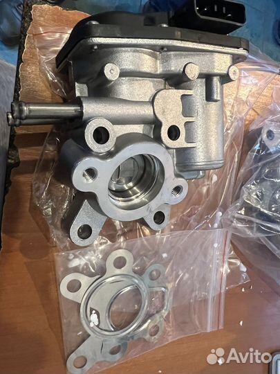 Клапан EGR Nissan Pathfinder YD25