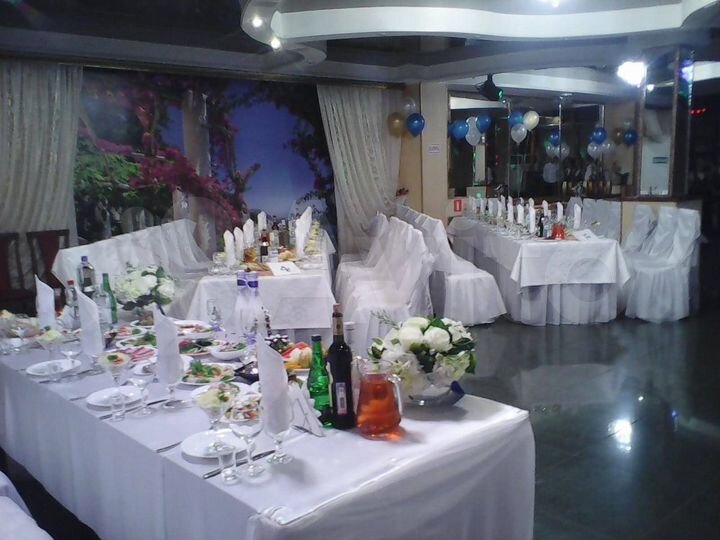 Свободного назначения, 800 м²+200