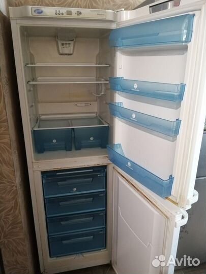 Двух камерный Холодильник Pozis