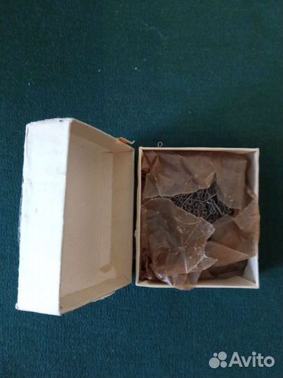 Булавка цельнометаллическая одностержннвая