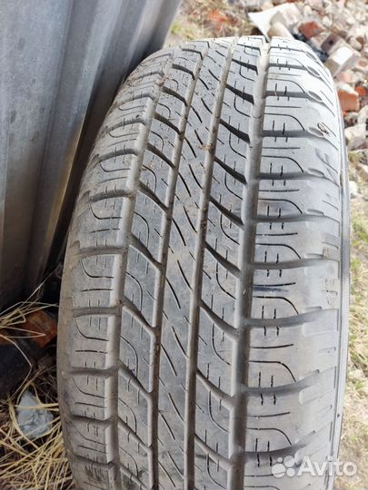 Goodyear Wrangler HP All Weather 255/65 R17