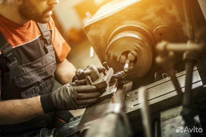 Слесарь ремонтник