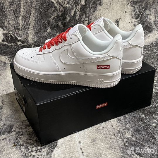 Nike air force 1 low x Supreme