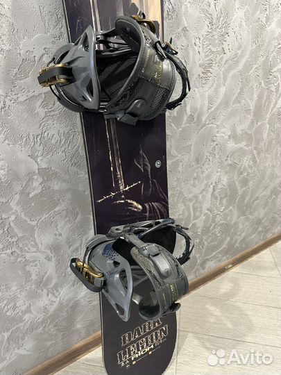 Сноуборд с креплениями