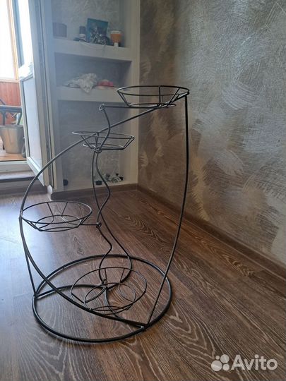 Подставка для цветов