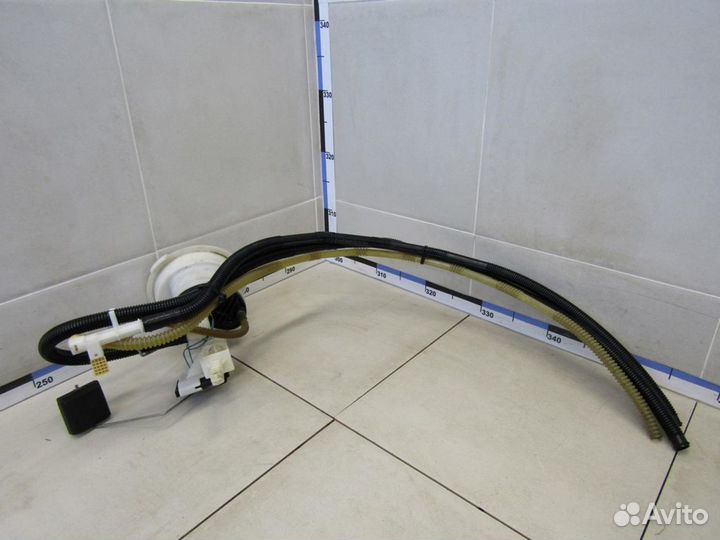 Датчик уровня топлива 1-серия E87/E81 2004