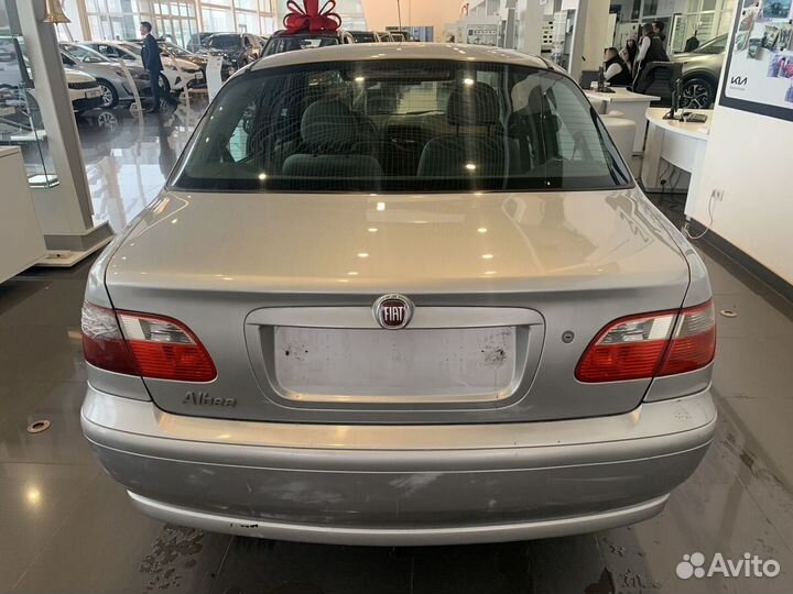 FIAT Albea 1.4 МТ, 2012, 200 000 км