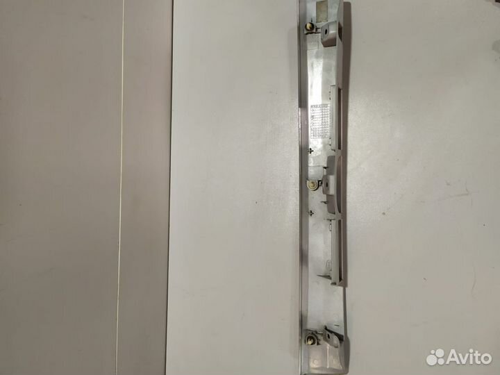 Шильдик пятой двери Chevrolet Aveo T255