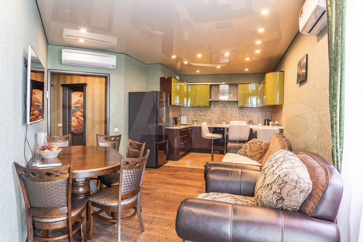 2-к. квартира, 55 м², 14/17 эт.