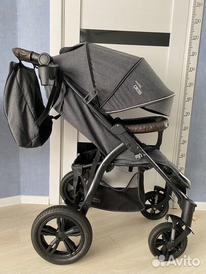 Прогулочная коляска bubago cross