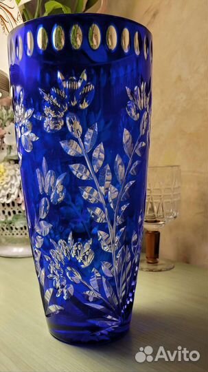 Ваза хрустальная