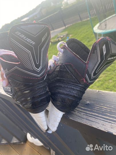 Хоккейные коньки bauer