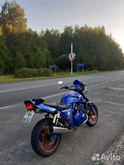 Honda CB400 SF
