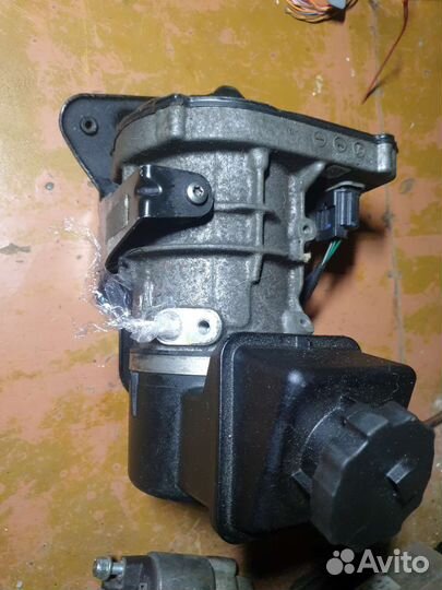 Электро усилитель руля Mercedes MI GL 164